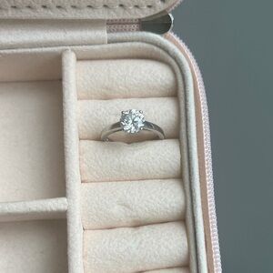 Bvlgari platinum 1.04 Ct diamond Griffe engagement ring sz 4